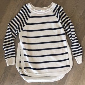 Tunic length sweater